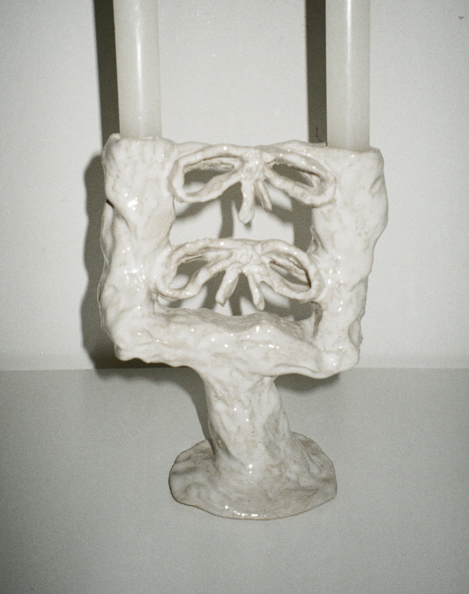 TWO-BOW Candleholder