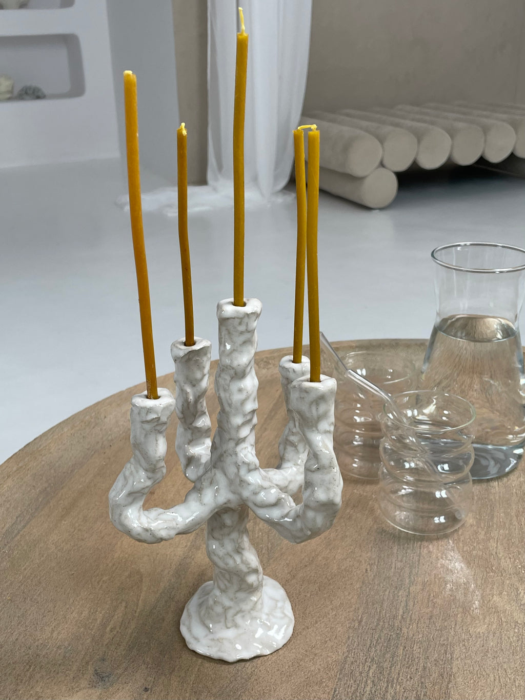 WHITE EDGY-MINIMALIST Candelabra