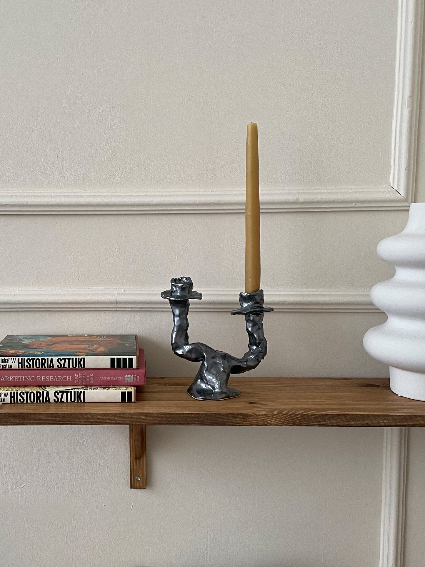 10 CANDLEHOLDER