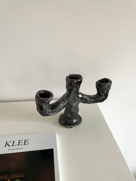 09 CANDLEHOLDER